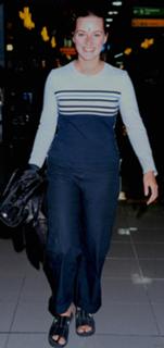 Kate Winslet feet photo thumbnail