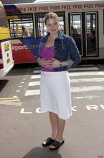 Kate Winslet feet photo thumbnail
