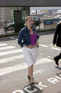 Kate Winslet feet photo thumbnail