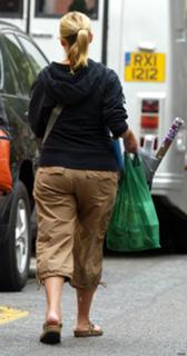 Kate Winslet feet photo thumbnail
