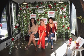 Kelsea Ballerini feet photo thumbnail