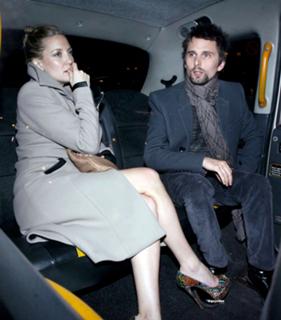 Kate Hudson feet photo thumbnail
