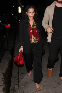Zoë Kravitz feet photo thumbnail