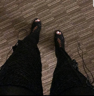 Karrueche Tran feet photo thumbnail