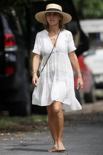 Elsa Pataky feet photo thumbnail