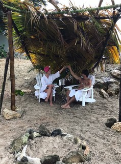 Nina Agdal feet photo thumbnail