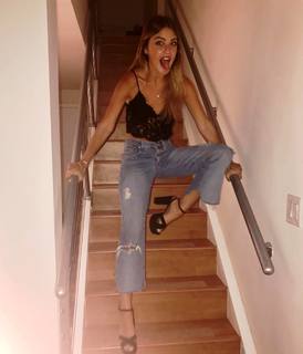 Vale Genta feet photo thumbnail