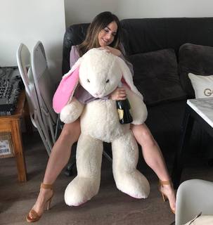 JoJo feet photo thumbnail