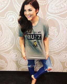 Tiffani Thiessen feet photo thumbnail