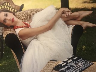 Veronica Maya feet photo thumbnail