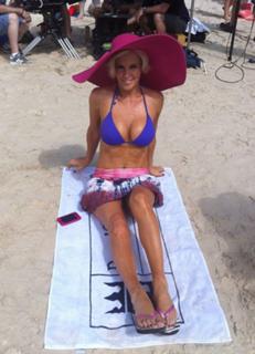 Jenny McCarthy-Wahlberg feet photo thumbnail