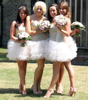 Pixie Lott feet photo thumbnail