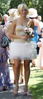 Pixie Lott feet photo thumbnail