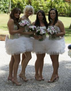 Pixie Lott feet photo thumbnail