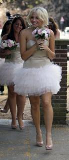 Pixie Lott feet photo thumbnail