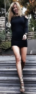 Nicole Neumann feet photo thumbnail