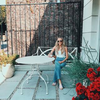 Nastia Liukin feet photo thumbnail