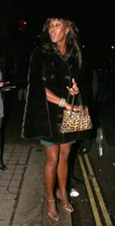 Naomi Campbell feet photo thumbnail