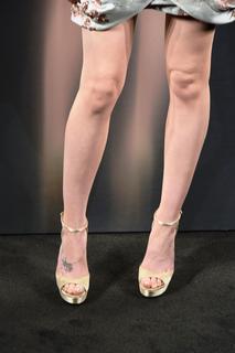 Lily Collins feet photo thumbnail