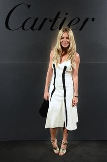 Sienna Miller feet photo thumbnail