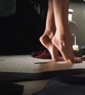 Lucy Hale feet photo thumbnail
