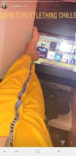 Vicky Pattison feet photo thumbnail