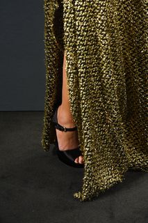 Freida Pinto feet photo thumbnail