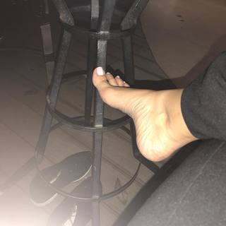 Karin Klemp feet photo thumbnail