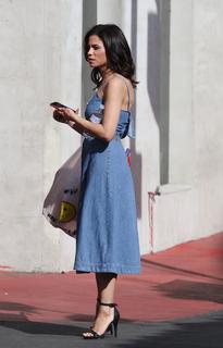 Jenna Dewan feet photo thumbnail
