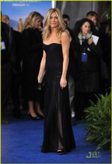 Jennifer Aniston feet photo thumbnail
