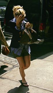 Ashley Olsen feet photo thumbnail