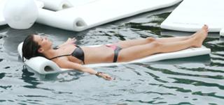 Audrina Patridge feet photo thumbnail