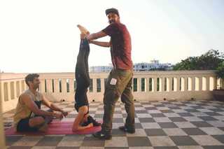 Shraddha Kapoor feet photo thumbnail