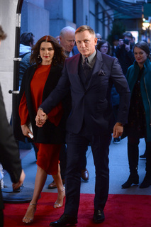 Rachel Weisz feet photo thumbnail