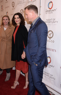 Rachel Weisz feet photo thumbnail