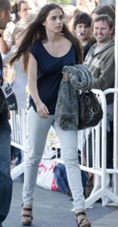 Ana de Armas feet photo thumbnail