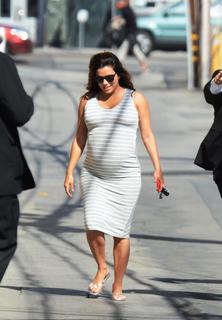 Eva Longoria feet photo thumbnail