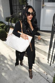 Nicole Polizzi feet photo thumbnail