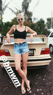 Lena Gercke feet photo thumbnail