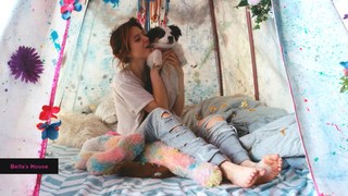 Bella Thorne feet photo thumbnail