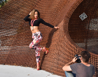 Jennifer Nicole Lee feet photo thumbnail