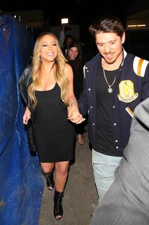 Mariah Carey feet photo thumbnail
