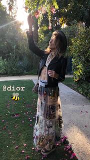 Paris Jackson feet photo thumbnail