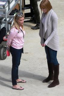 Reese Witherspoon feet photo thumbnail