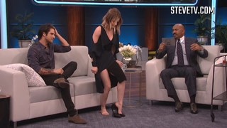 Lucy Hale feet photo thumbnail