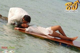 Ileana D'Cruz feet photo thumbnail