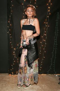 Paris Jackson feet photo thumbnail