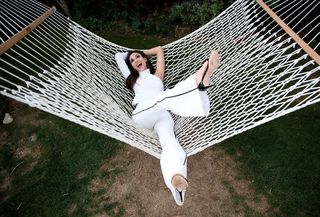 Victoria Justice feet photo thumbnail
