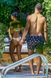 Karrueche Tran feet photo thumbnail