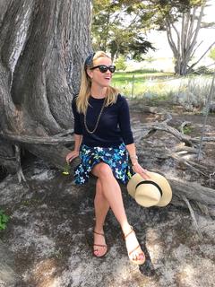Reese Witherspoon feet photo thumbnail